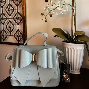 Hint of mint Bow bag